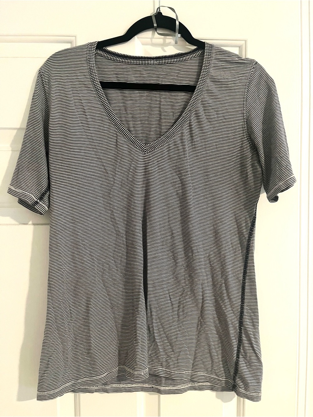 Striped Lululemon V-Neck Short Sleeve Top - Black & White